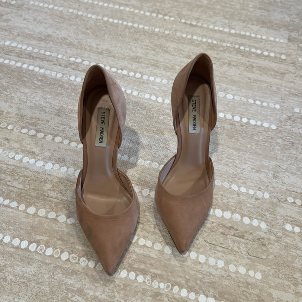 Steve Madden pumps